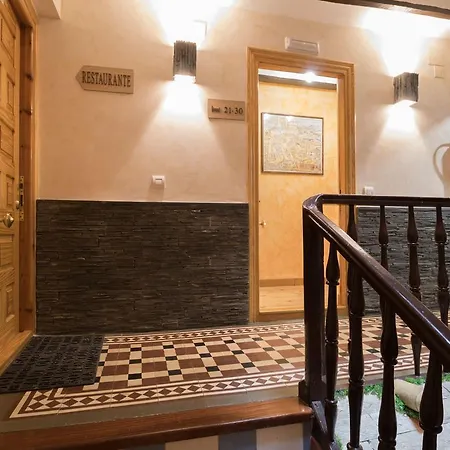 Cuatro Cantones Hostel