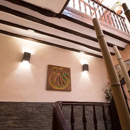Hostel Cuatro Cantones *