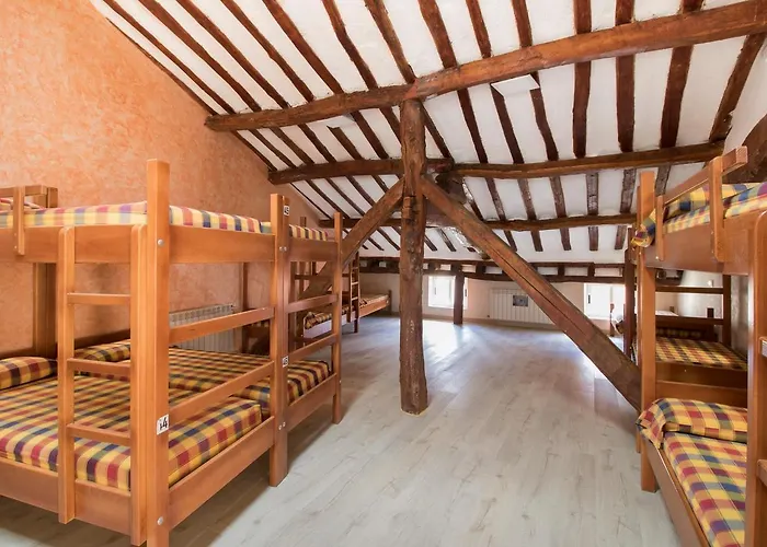 Cuatro Cantones Ostello