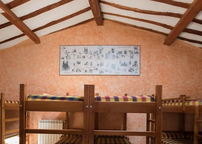 Hostel Cuatro Cantones *